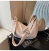 Premium texture niche underarm bag women's 2025 new trendy retro shoulder messenger bag versatile dumpling bag