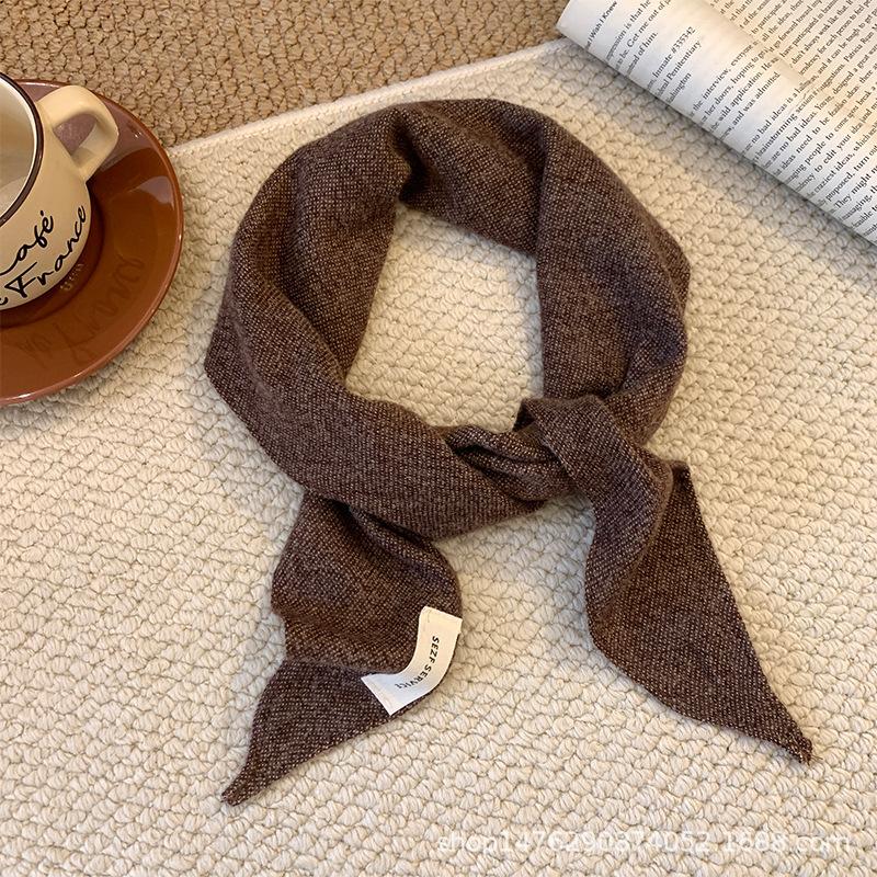 Maillard Retro Plaid Soft Waxy Scarf Women's Autumn and Winter Warm Decorative Triangle Scarf High-end Neck Scarf Accessories