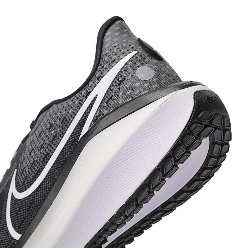Nike Vomero 17 Men's Running Shoes