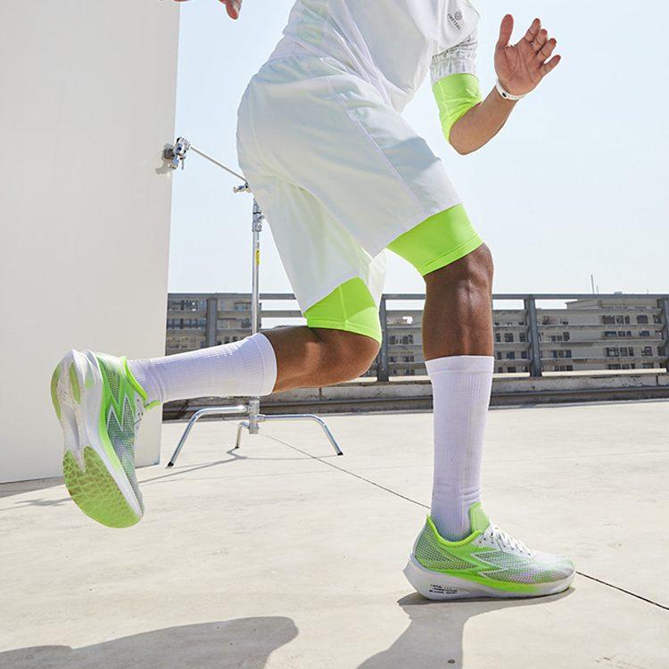 361 Feiran 1 Slip Resistant Abrasion Resistant Low Top Running Shoes Men's White Green 672122210F-2