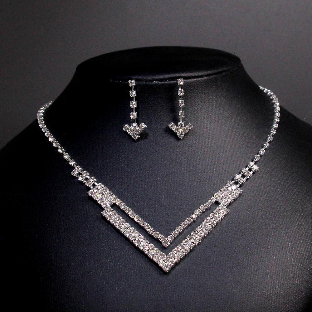 Korean Rhinestone Claw Chain Bridal Necklace and Earring Set