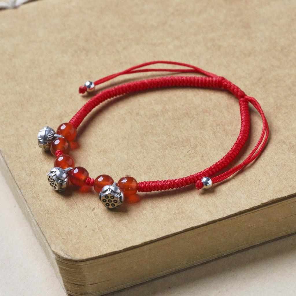 King Kong Knot Lotus Pod Bracelet: Versatile Red Hand Rope Gift for Women