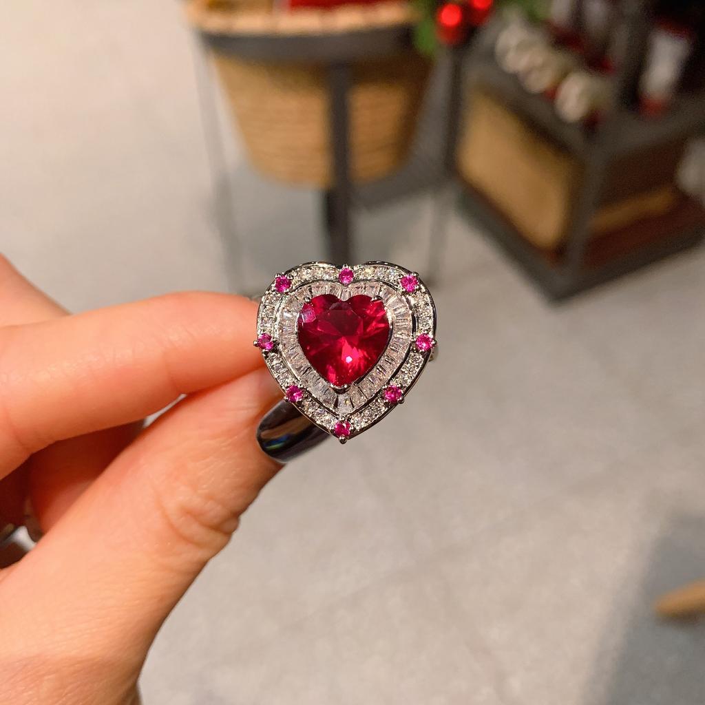 Jewelry Ring Simulation Susceptible Ring Refers To The Heroine Stone 10 * 10