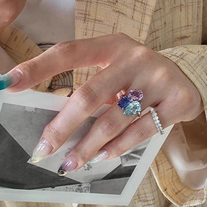 Hip hop style high-end Triple splicing sparkling diamond rings for women clear blue water droplet ring party jewelry gift
