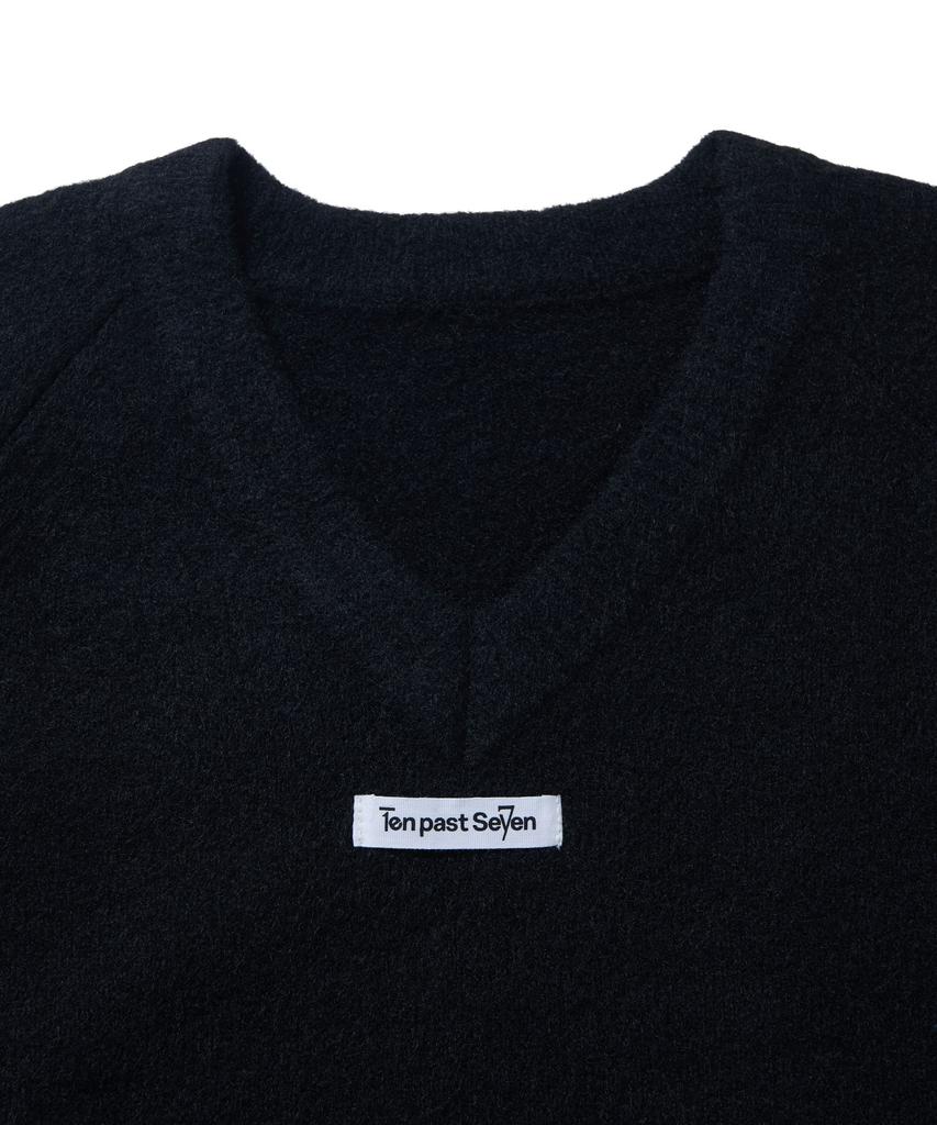 TEN PAST SEVEN Basic Label Knit - Black