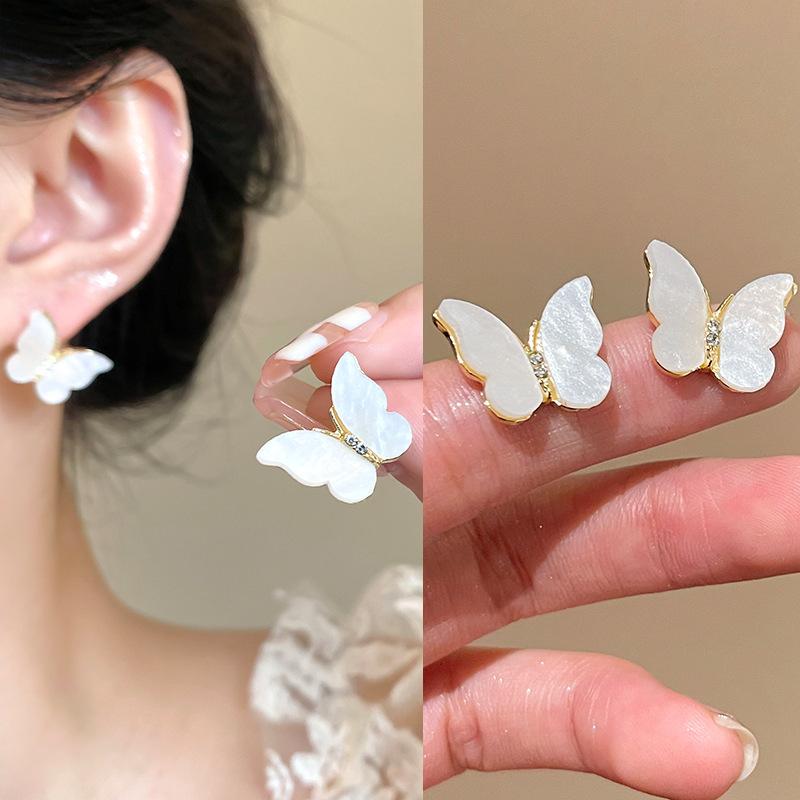 Annual explosion Pearl butterfly earrings women's high-end sense niche 925 silver needle earrings ear jewelry wholesale