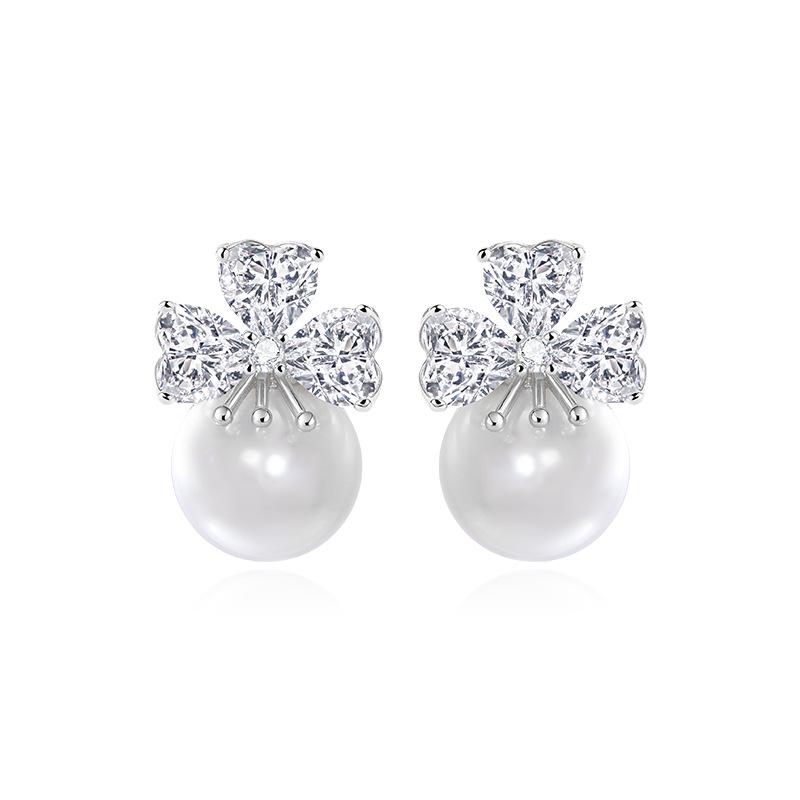 

2025 New Design: Versatile Women s Butterfly Earrings with Imitation Pearls & Zircon Studs Copper Alloy