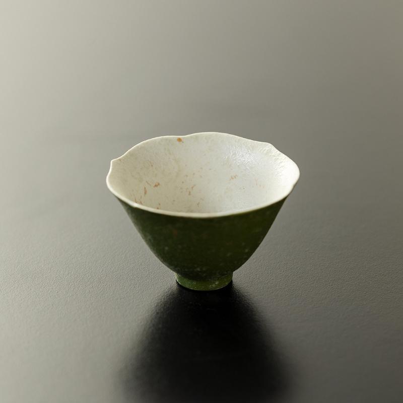 Retro small green orange ceramic teacup Kung Fu tea set tea cup flower mouth teacup single cup hat cup incense cup