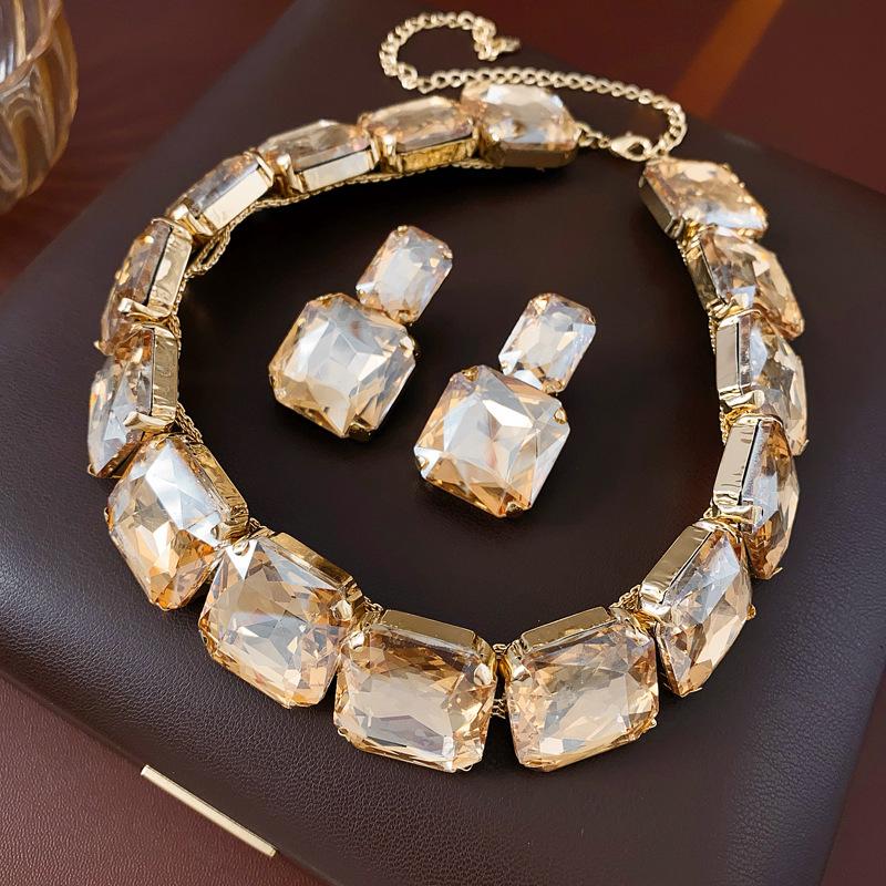 

Корейские серьги-подвески в виде капель воды со стразами и набор цепочки для ключиц: Универсальные, Роскошные Украшения