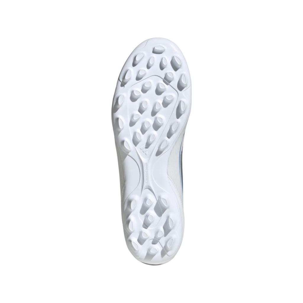 adidas F50 League Comfortable Versatile Durable Lightweight Soccer Shoes Unisex Soccer Shoes White JP7207
