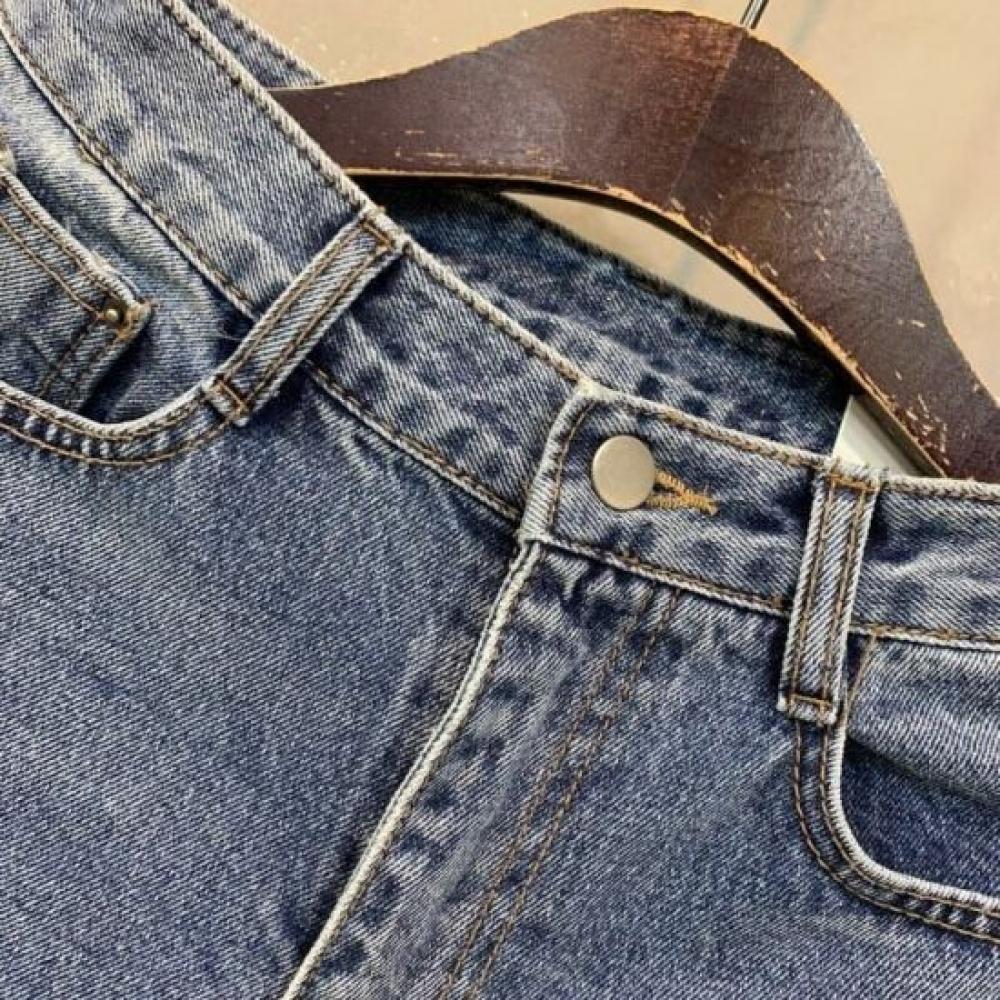 C S In The Room Wide Semi bootCut jeanS One Color