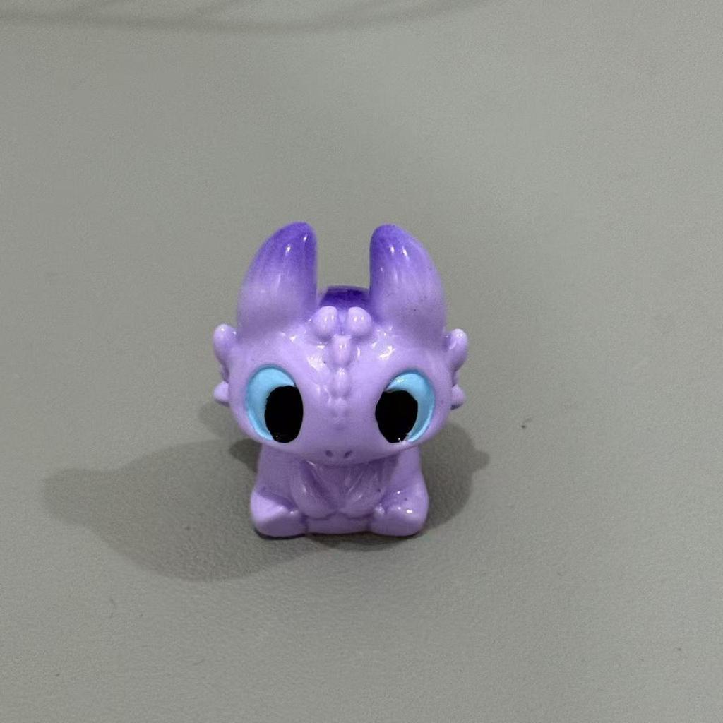 Figurine adorable de Krokmou: Ornement Mignon pour Console de Voiture ou Bureau