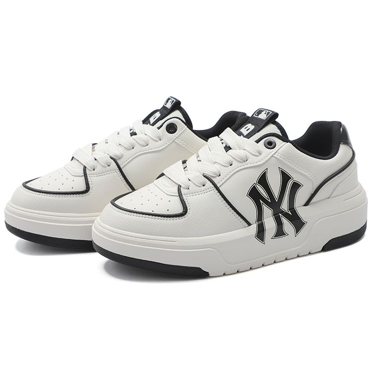 MLB Chunky Liner PU Unique Charm Free Spirited Low Top Sneakers Unisex Sneakers White 3ASXCA12N-50WHS