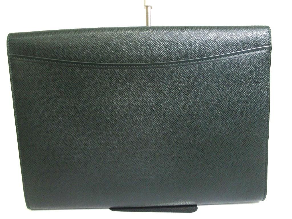 Authentic LOUIS VUITTON Taiga Episea Leather Clutch Bag Document Case A4 #a642  Refurbished