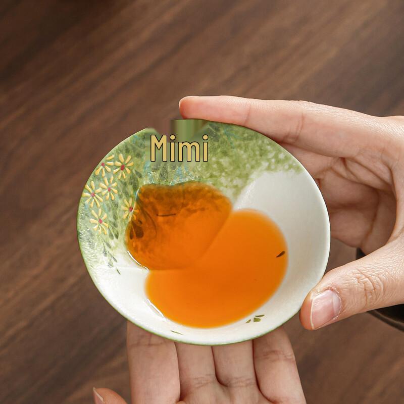 Hand-Painted Daisy Ceramic Gourd Tea Cup