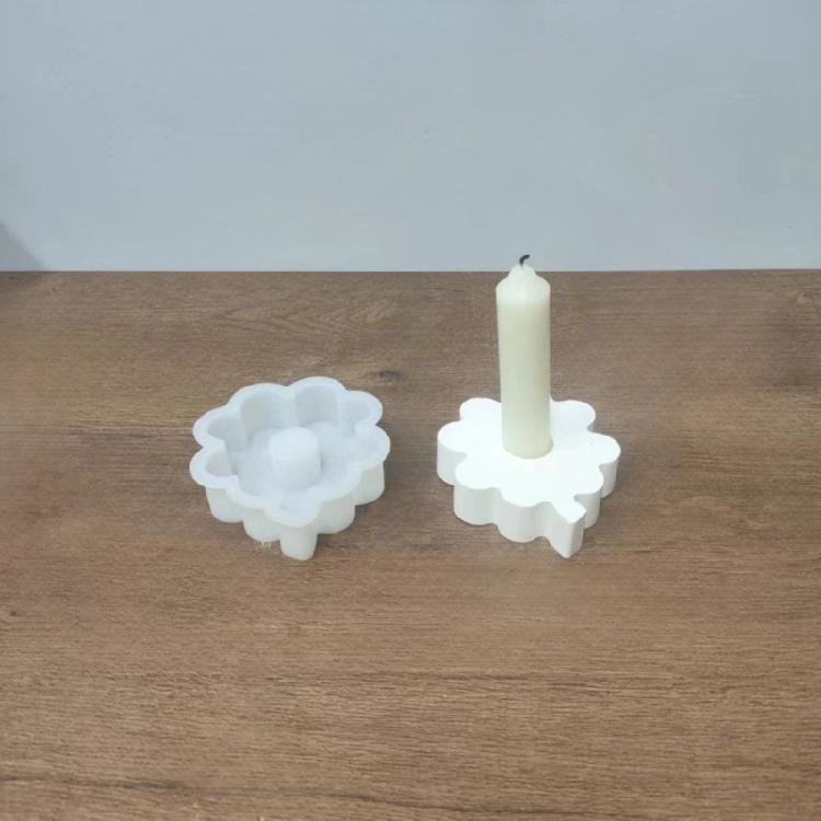 Silicone Molds Four Leaf Clovers Candle Holder Resins Molds for DIY Candle Making