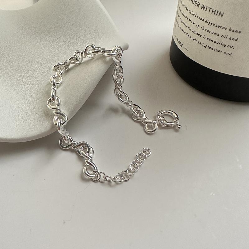 S925 Sterling Sølv Åttetall Ringarmbånd: Japansk-koreansk trendy mote, enkel vridd armring