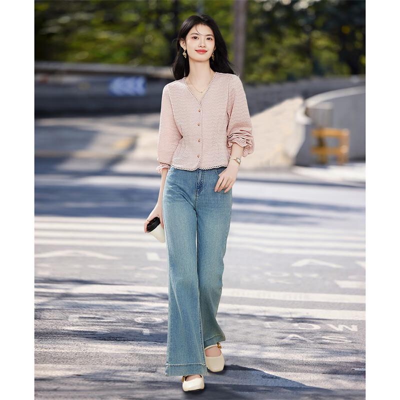 Shangjing Sweet Petite Lace V-Neck Shirt