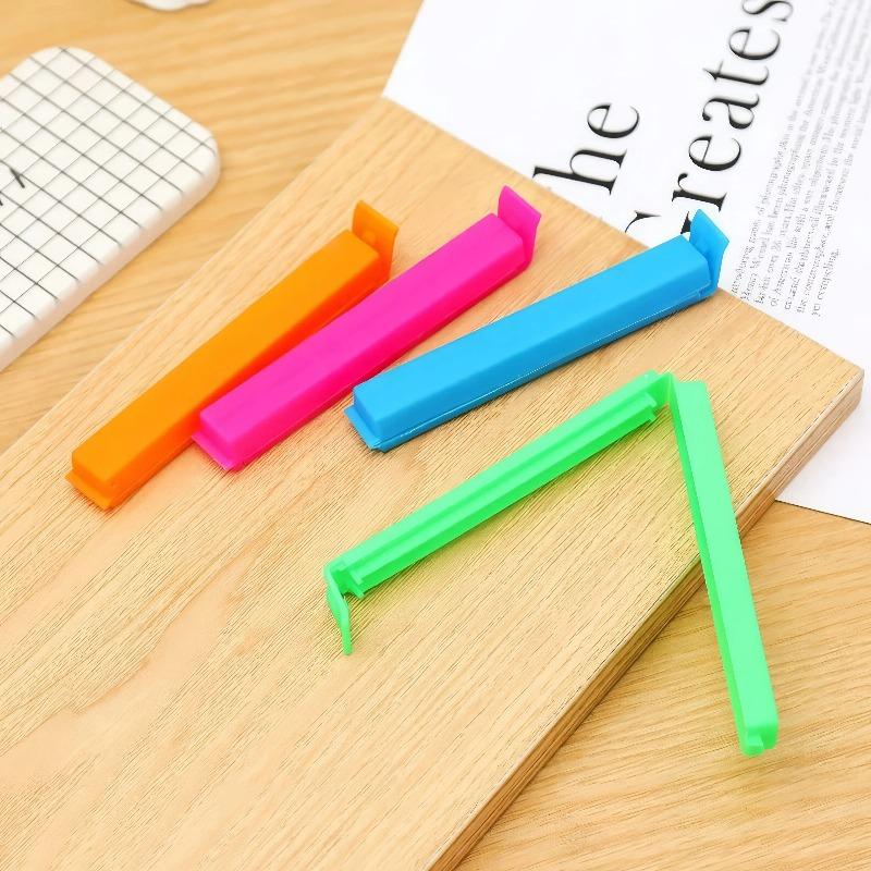 10 Pieces of Mixed Color Plastic Clips, Dust-proof Sealing, Suitable for Snacks, Potato Chips, Coffee, and Storage Bags