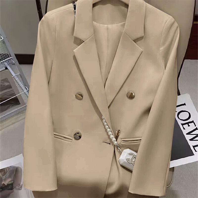 

Приталенный пиджак для деловых поездок – Универсальная мода для элегантного образа 3XL