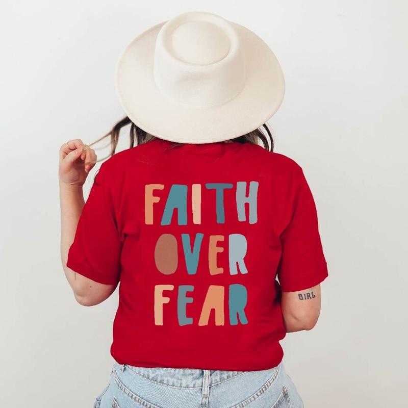 

Женские футболки Faith Over Fear с принтом сзади, свободная хлопковая уличная одежда, религиозная одежда, мотивационная футболка, женский топ, дропшиппинг S красный
