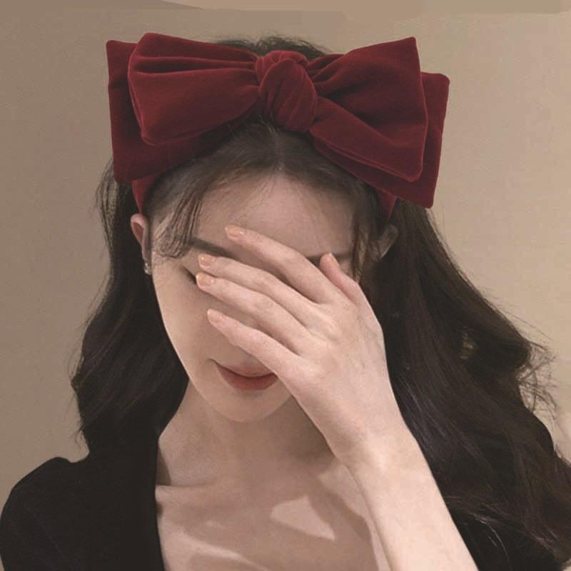 Vintage Applique Large Butterfly Knot Hairband for Women  Featuring Elegant and Luxurious Style  Wide-edge  Fashionable Headband and Hair Accessory