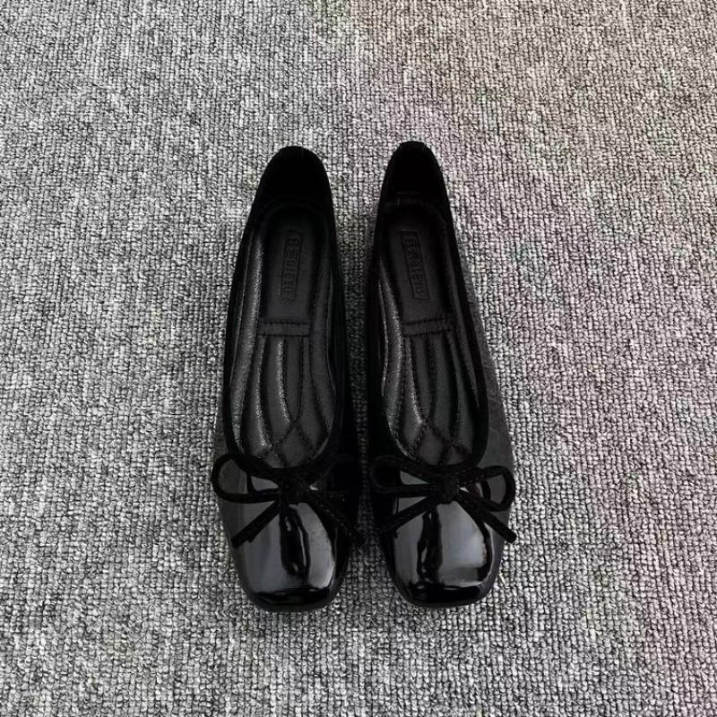 Soft Leather Shallow Mouth Single Shoes New Soft Sole Flat Bottom Square Head Bow Red Women's Shoes Evening Grandma Shoes