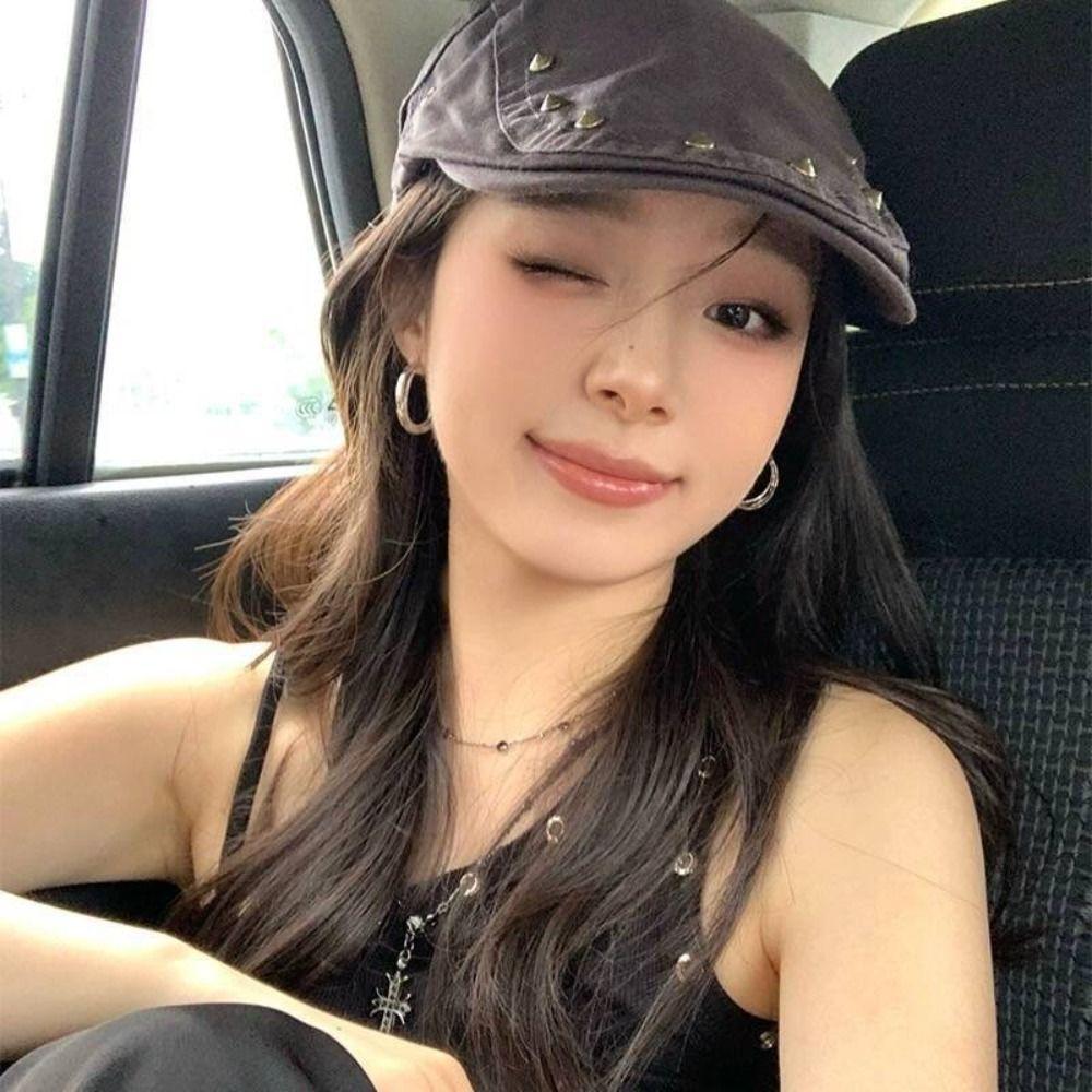 Cotton Forward Cap Harajuku Retro Painter Hat Fashion Rivet Beret Forward Hat