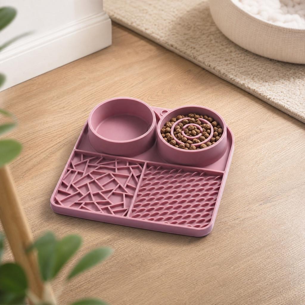 Silicone Pet Slow Feeder Lick with Strong Suction Cups, Non- Bowl for Dogs and Cats