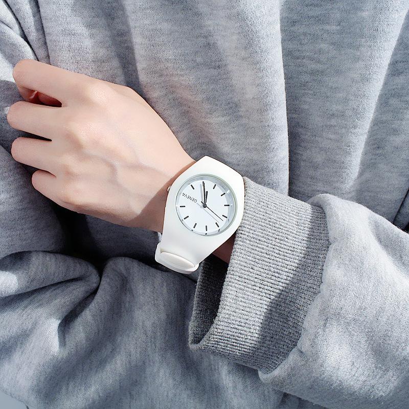 Fashion Women Watches Ladies Casual Quartz Watch Children Cartoon Silicone Sport Watches Women Jelly Watches Relogio Feminino