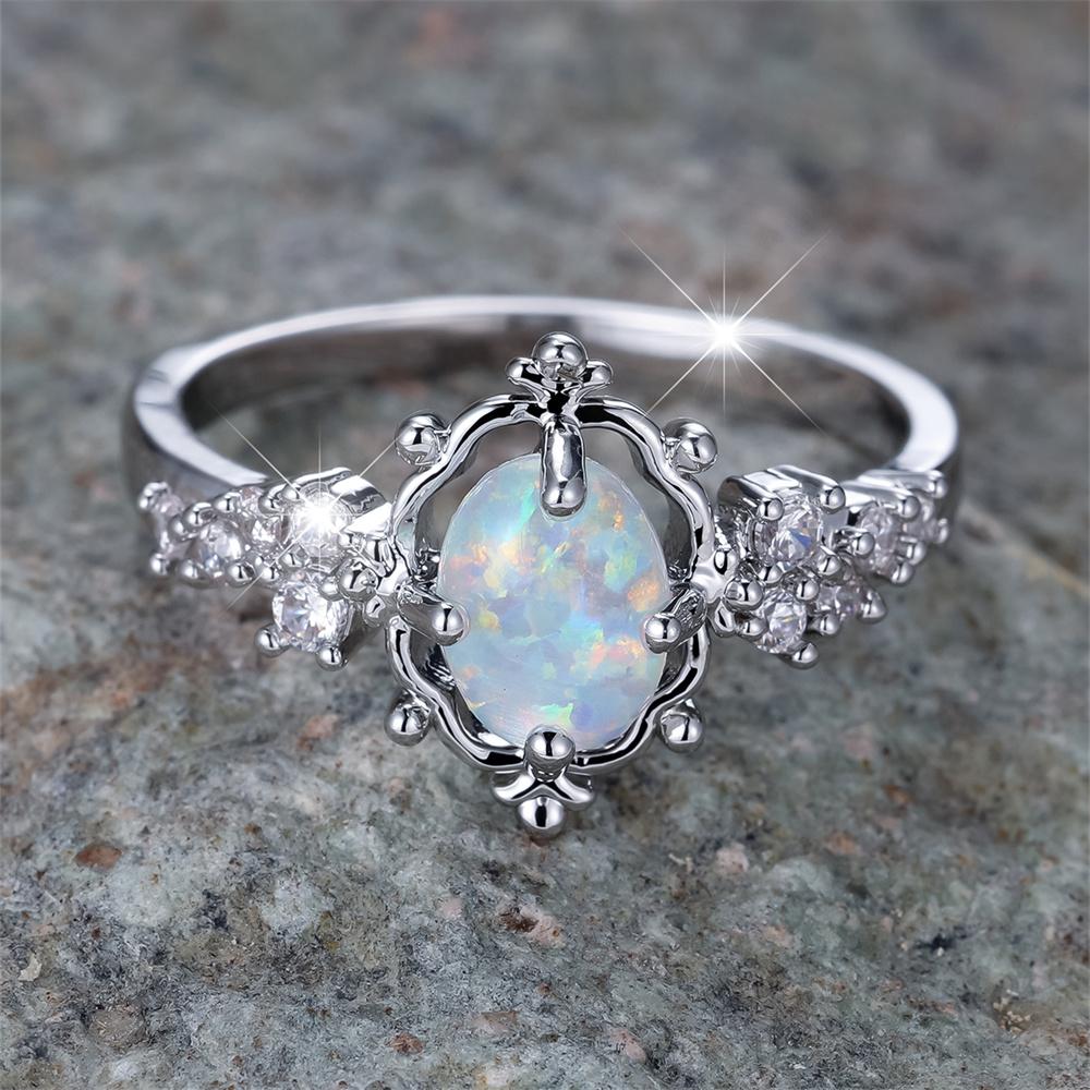 Weißer Feueropal Ovaler Stein Verlobungsringe Für Frauen Vintage Silberfarbe Luxus Kristall Eheringe Geburtsstein Schmuck Geschenke