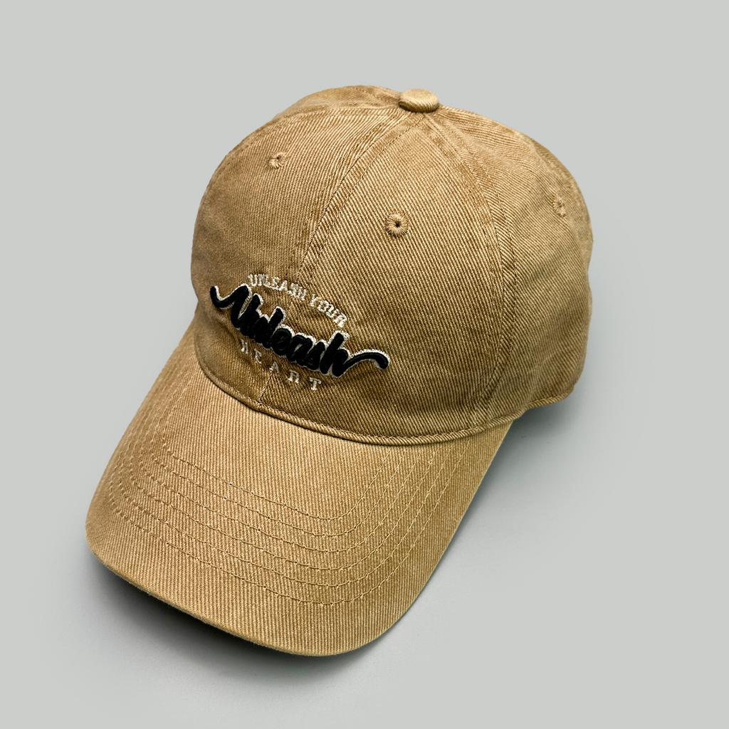 Retro Three-Dimensional Letter Embroidered Baseball Cap For Men And Women, Sunshade, Wide Brim, Small Casual And Versatile Peaked Cap.