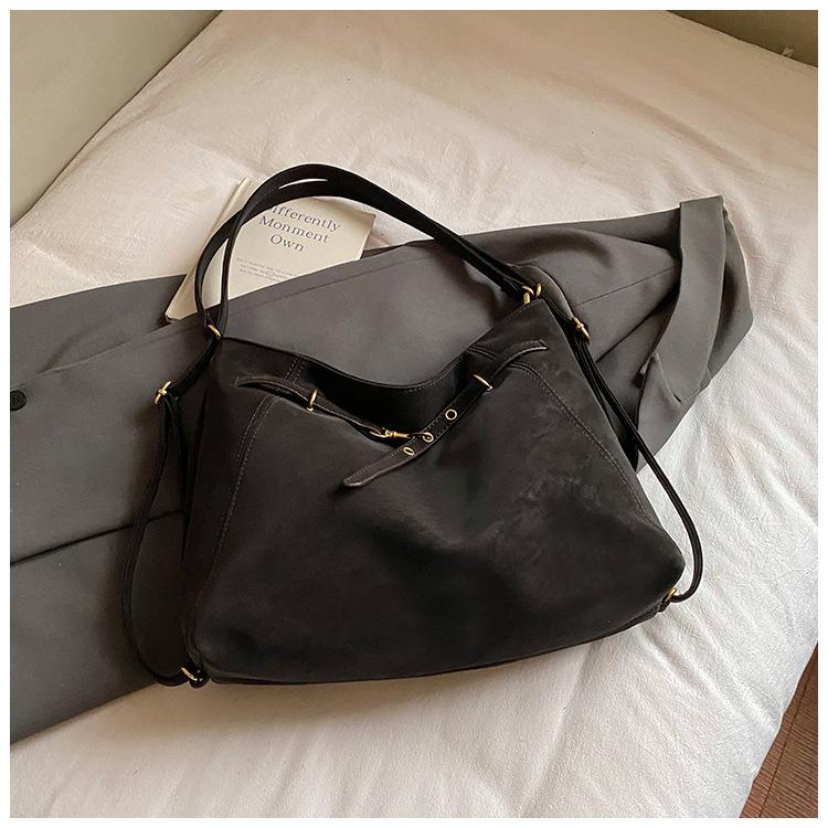 

Large capacity frosted bag women s winter new casual shoulder bag commuter tote bag backpack