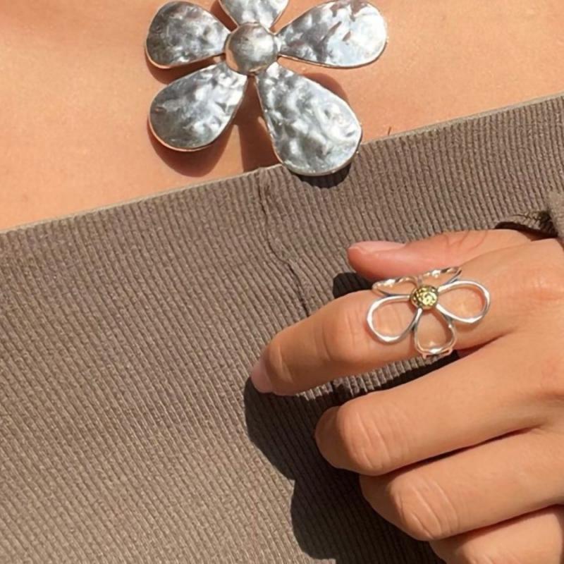 Vintage Metal Large Flower Rings For Women Men Bohemian Copper Color Hollow Open Rings Grunge Punk Party Jewelry Gift