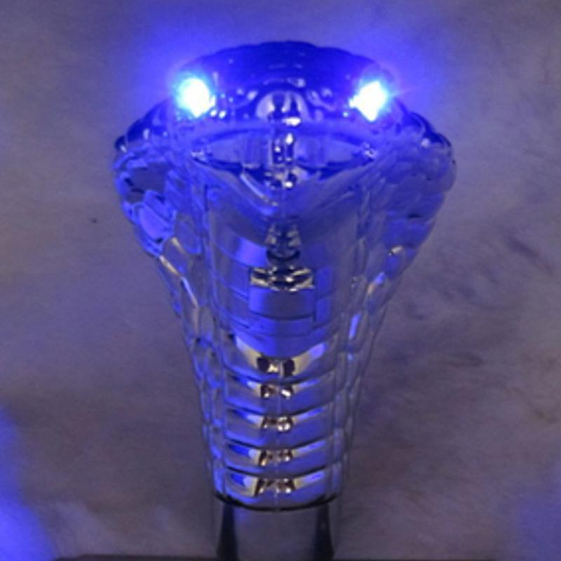 Fashion Car Gearbox Handle With Led Light Gear Levers Knob Cobras Snake Shape Handle For Car Modification Accessory