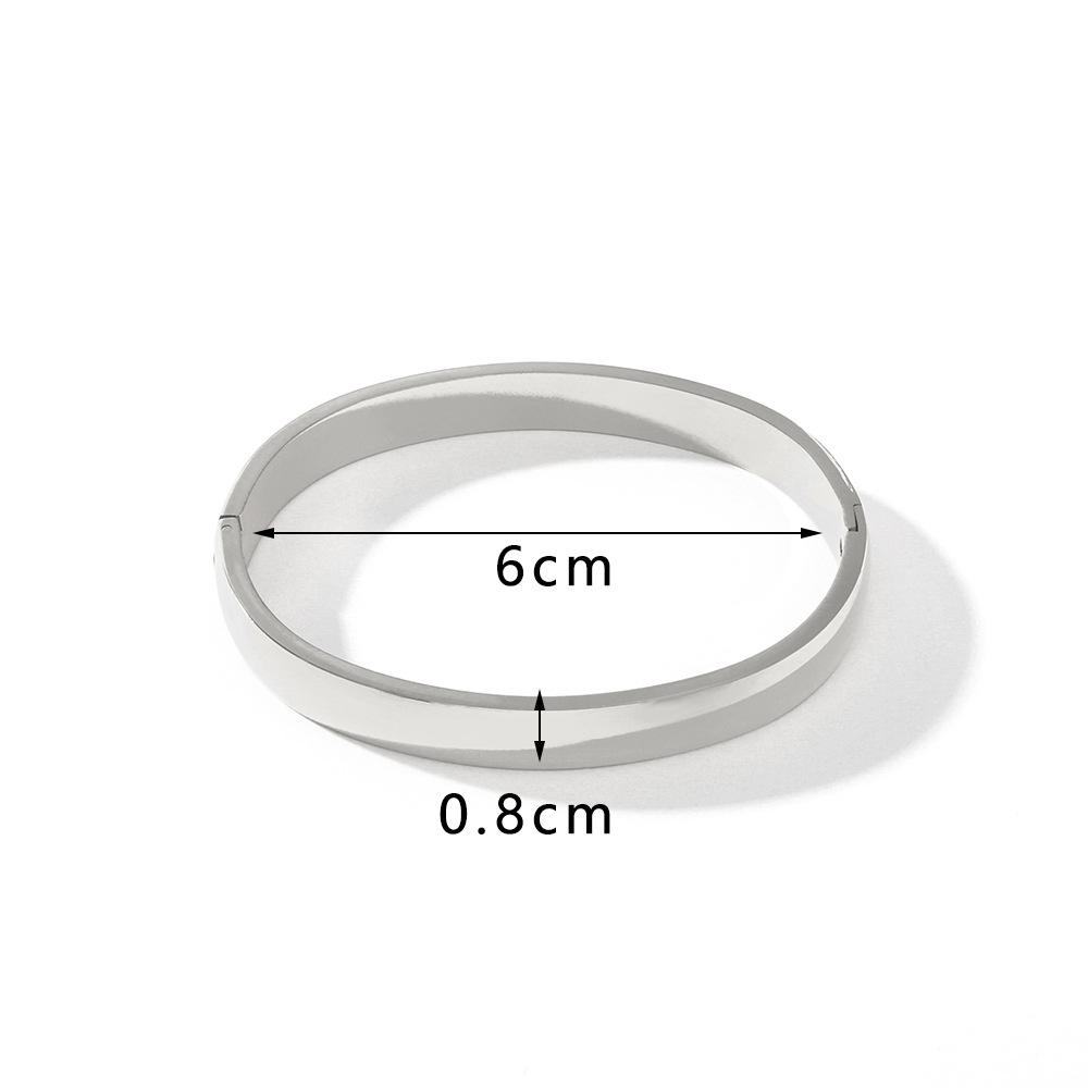 Htpwe Stainless Steel Glossy Solid Buckle Bracelet For Women 18k Gold Couple Holiday Gift Bracelet Party Daily Zircon
