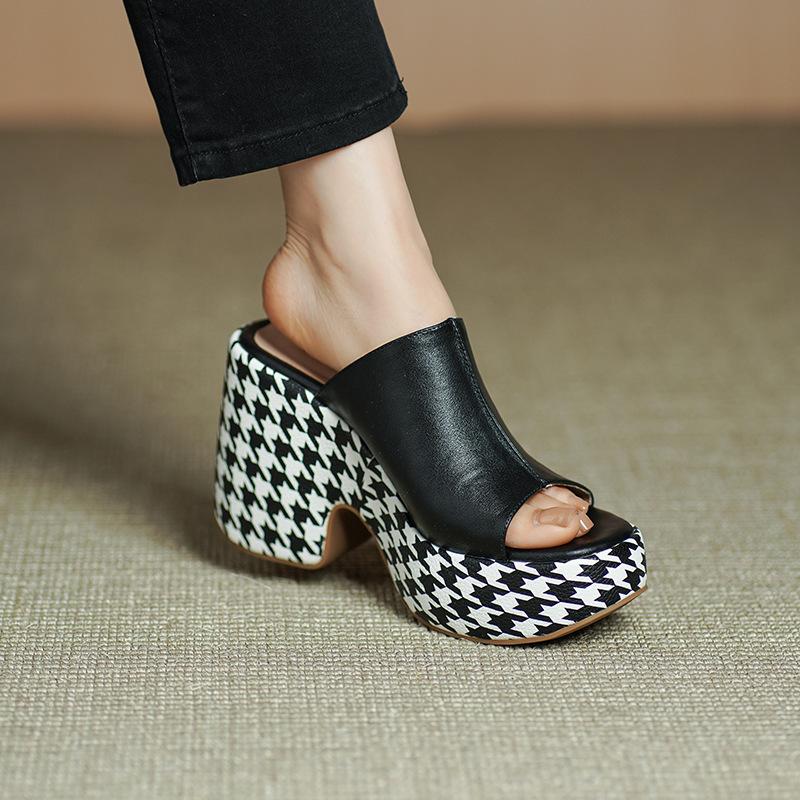 10.5CM popular summer open-toed thick-soled cool slippers black fashion versatile thick heel one pedal high-heeled sandals women