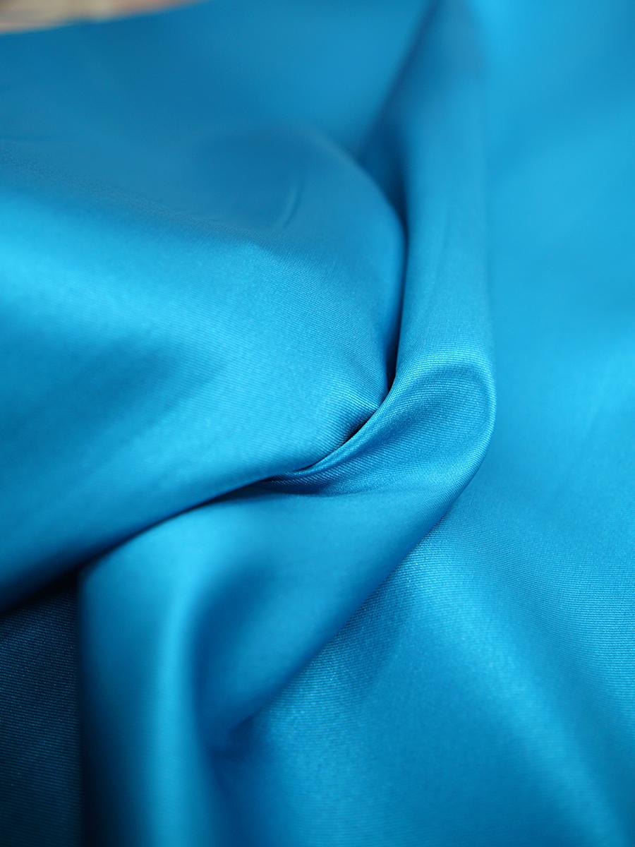 

Stiff blue-toned solid-color heavy Mikado fabric suitable for wedding dresses formal gowns and designer clothing fabrics 1.5M&1 yard озеро синий