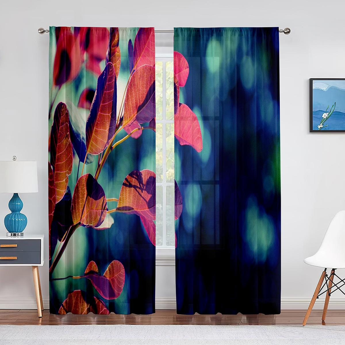 Осенние кленовые листья на деревянной доске — фото 12