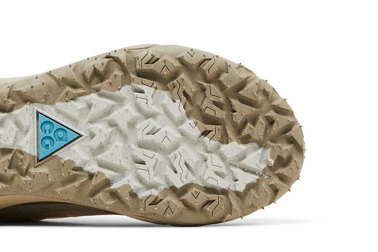 Nike ACG Mountain Fly 2 Low Light Orewood Brown