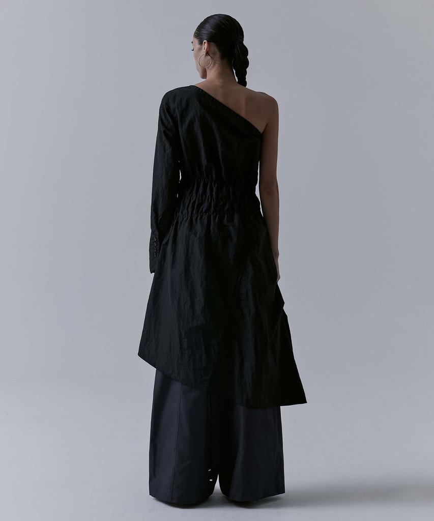 Teulimingbeodeu One-Shoulder Oblique Shirring One-Piece [ Black ]