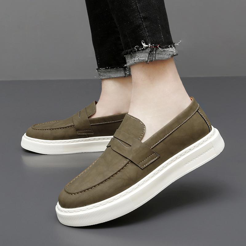 Men's Leather Casual Sneakers All-match Fashion Breathable Hand-stitched Leather Shoes