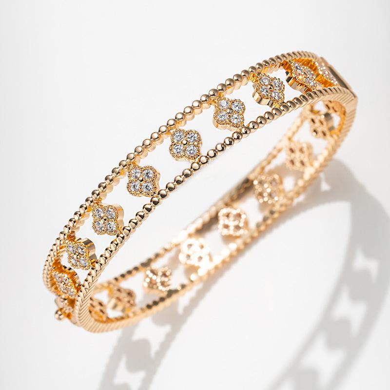 Classic Hollow Four-leaf Clover Bracelet Women s Open Buckle Micro-Inlaid Zirconia Bracelet One  Size(18CM~21CM)