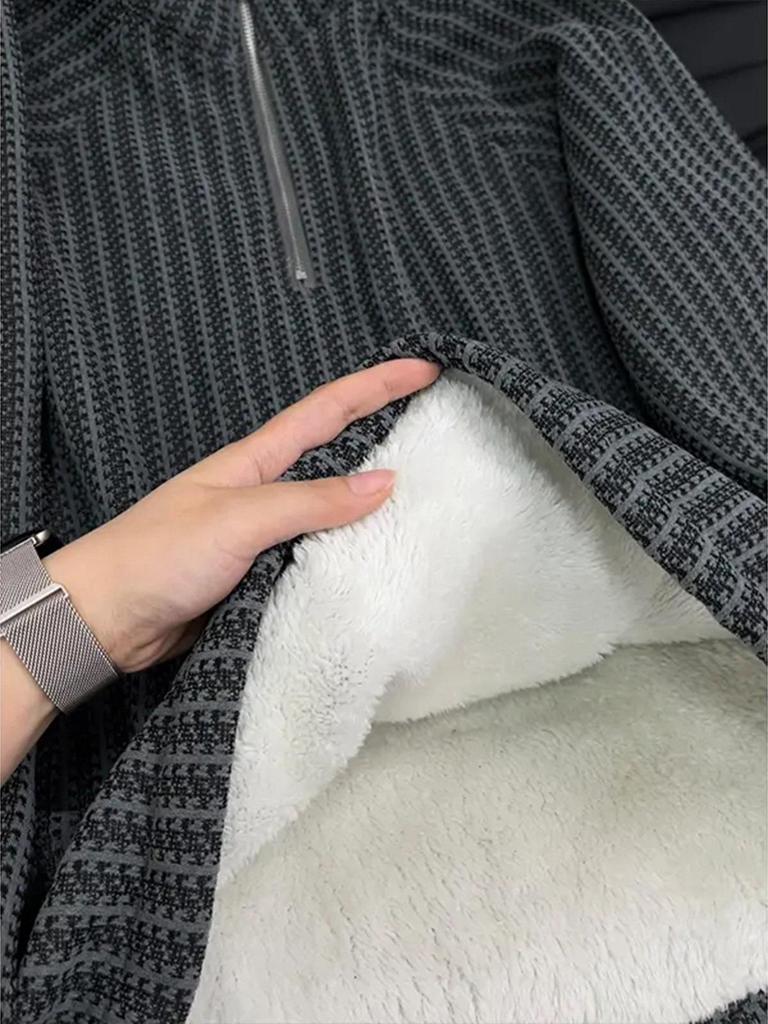 Men's Herringbone Pattern Fleece-Lined Hoodie: Autumn/Winter, Half-Zip, Long-Sleeve, Thickened, Stylish, High-End Jacket.