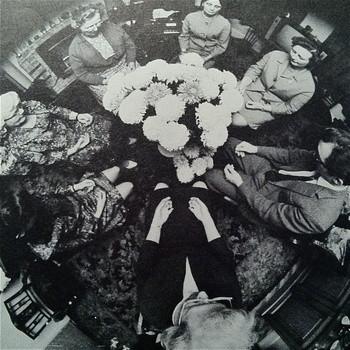 

CD CHAMPAGNE SEQUINS - Summonings 8719125 Tigerasylum 2013 Япония Танцевальная и Электронная Б/У