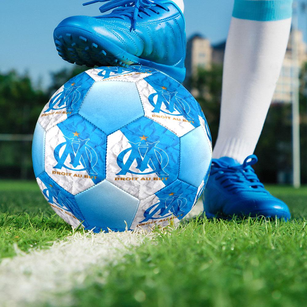 Olympique de Marseille Football Club Pallone da Calcio Indoor Misura 5 Colorato Cucito a Macchina PVC Pronto per la Competizione Resistente Alta Rimbalzabilità