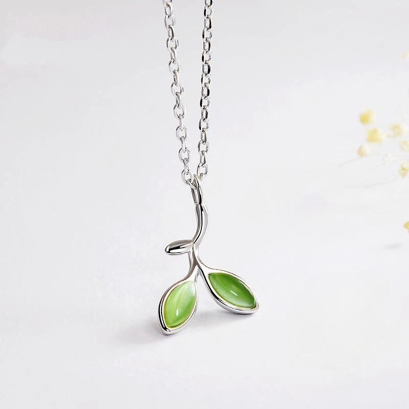 Exquisite Green Leaf Stone Pendant Necklace for Women Charm Spring Sprout Rings Bracelet Earring Bride Jewelry Set Gift
