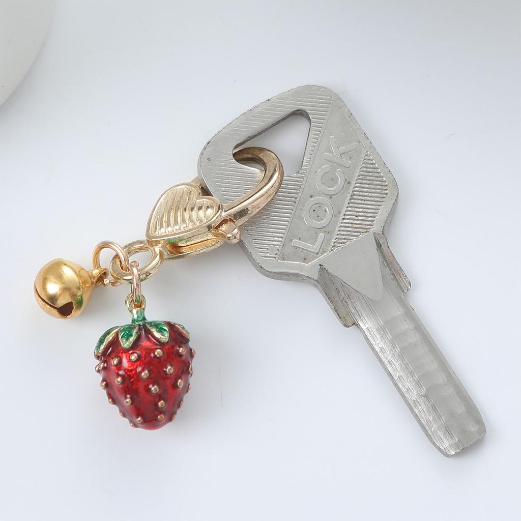 Set Of 3 Lifelike Strawberry Pendant Keychains Key Accessory Lightweight Key Holder Women's Fashion Bag Accessories