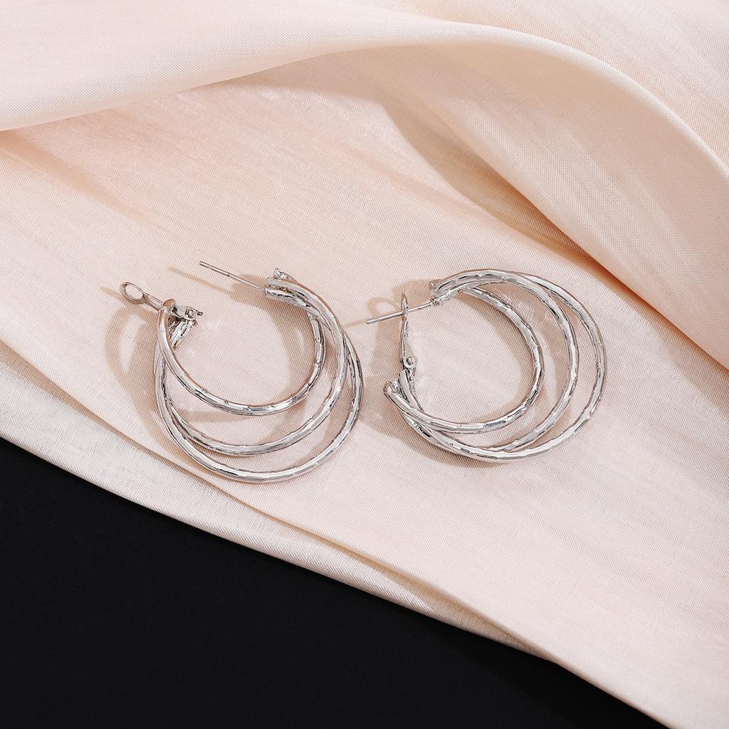 High-End Exaggerated Multi-Layer Round Ring Ear Buckle Women, Light Luxury Design Temperament Simple Plain Ring Earrings