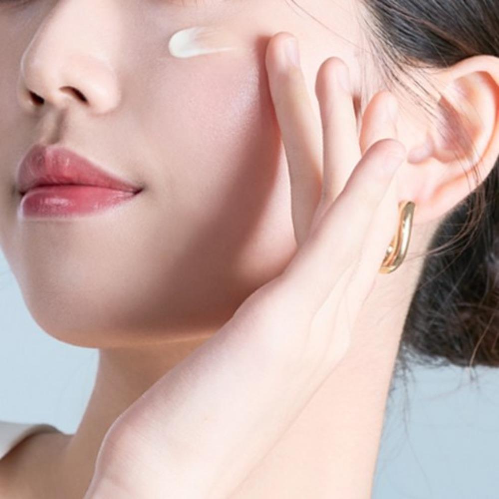 d'Alba Cremă de protecție solară Waterfull Essence SPF50+ PA++++, 50ml, (2 variante)